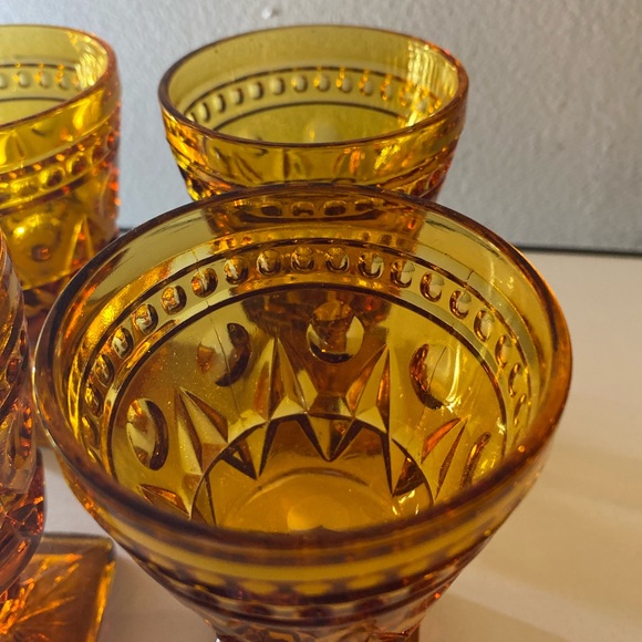 Set of Amber Glass Goblets - Picture 9 of 11